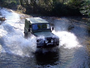 cleaning mud off 4x4