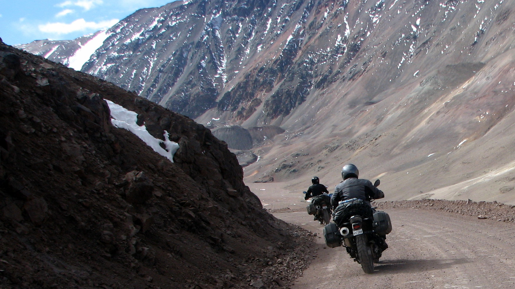 Мотоцикл в горах