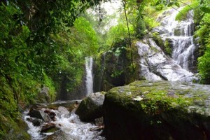 Suruli Falls