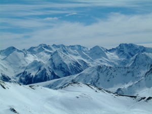 skiing in France
